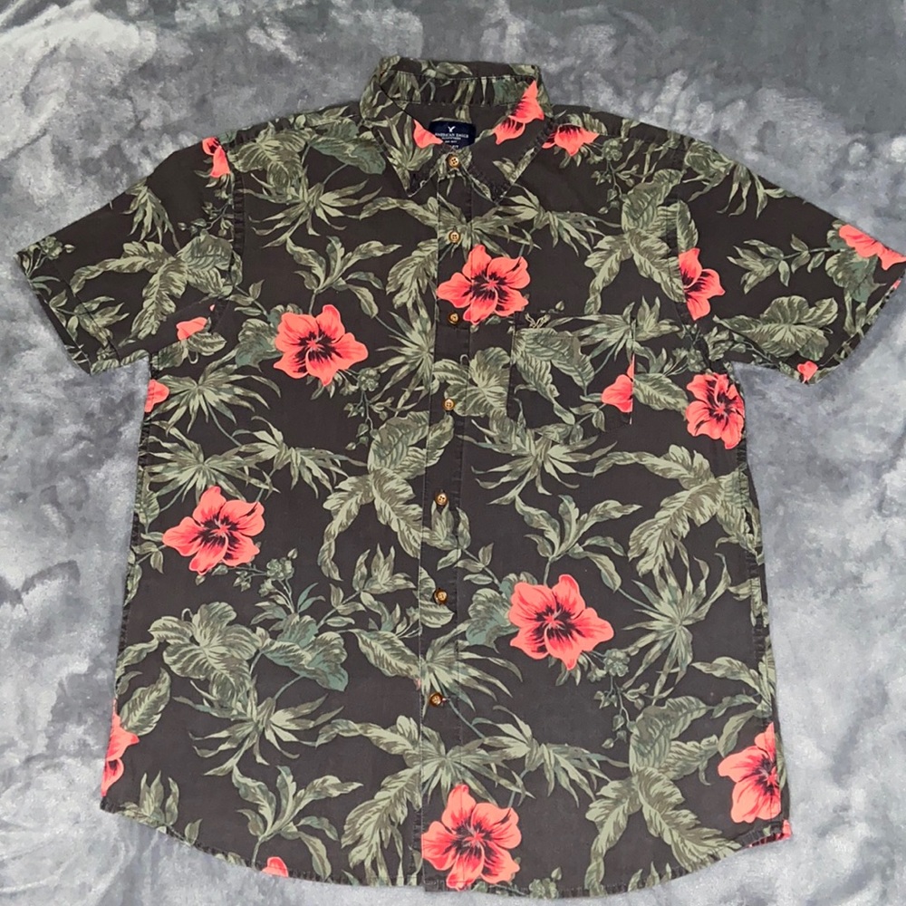 Short Sleeve Button-Up Shirt